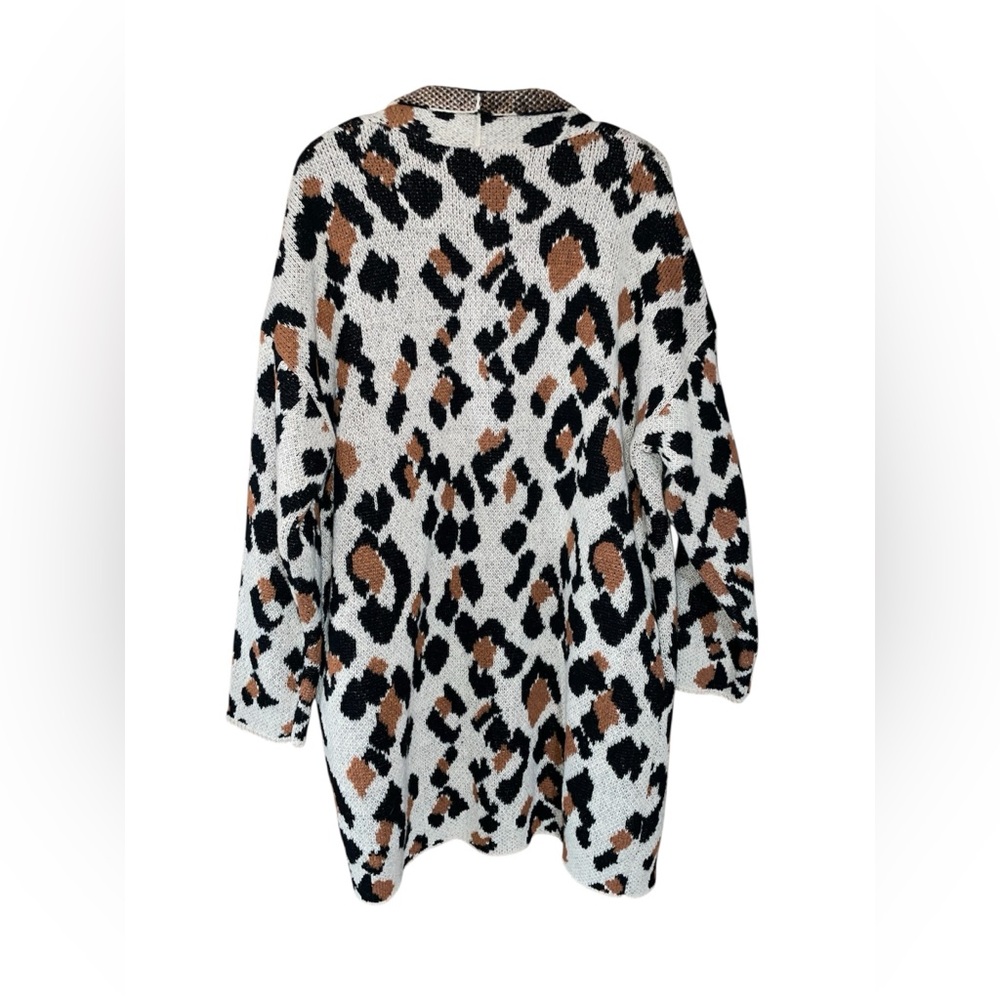 ‼️SALE Knox Rose Leopard Print Cardigan Size Medium - Picture 2 of 4
